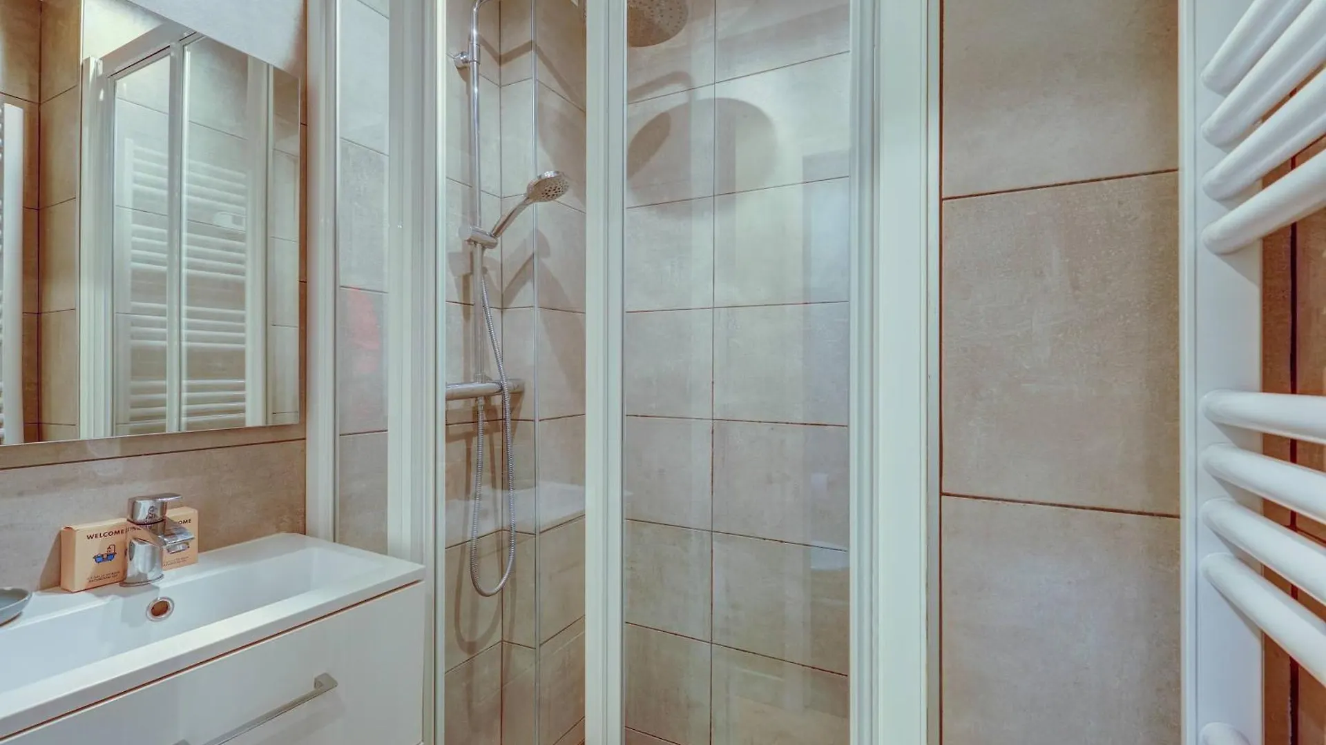 Place De La Nation Cozy 2Bd Duplex Paris France
