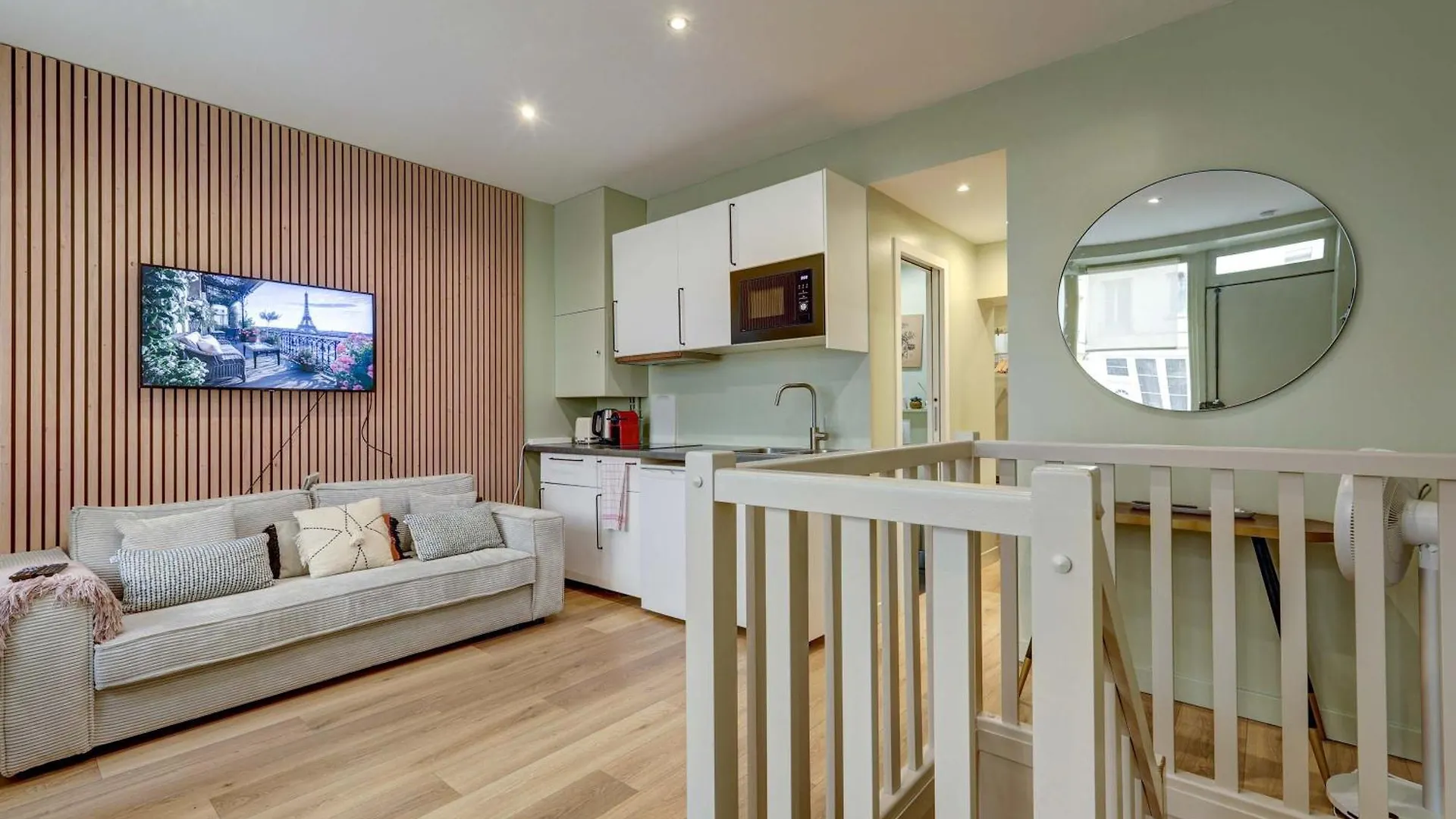 Place De La Nation Cozy 2Bd Duplex Paris Apartment